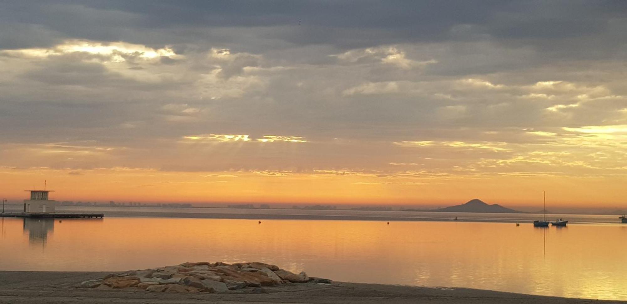 Primera linea de playa y vistas espectaculares Los Alcázares Exterior foto